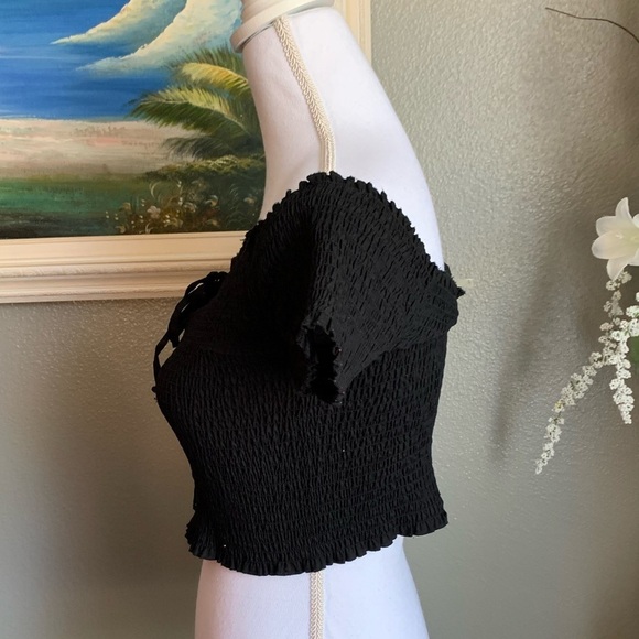 Ambiance On or Off Shoulder smocked Short sleeve Tie Front crop top Size M - Picture 10 of 15